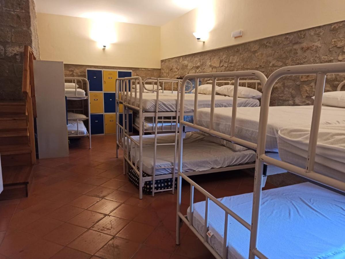 Albergue De Сос-дель-Рей-Католіко Екстер'єр фото